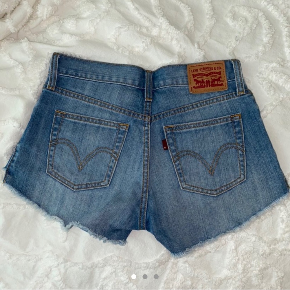 Levi’s jean shorts